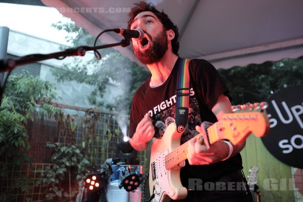 MAD FOXES - 2021-07-24 - PARIS - Terrasse du Trabendo - 